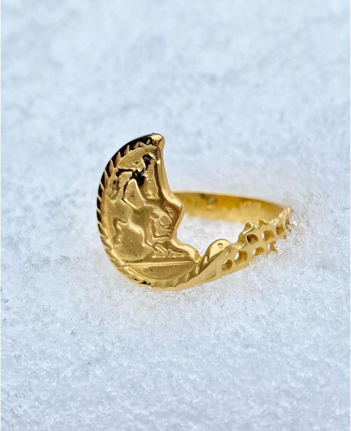 10. Smashed Sovereign Ring