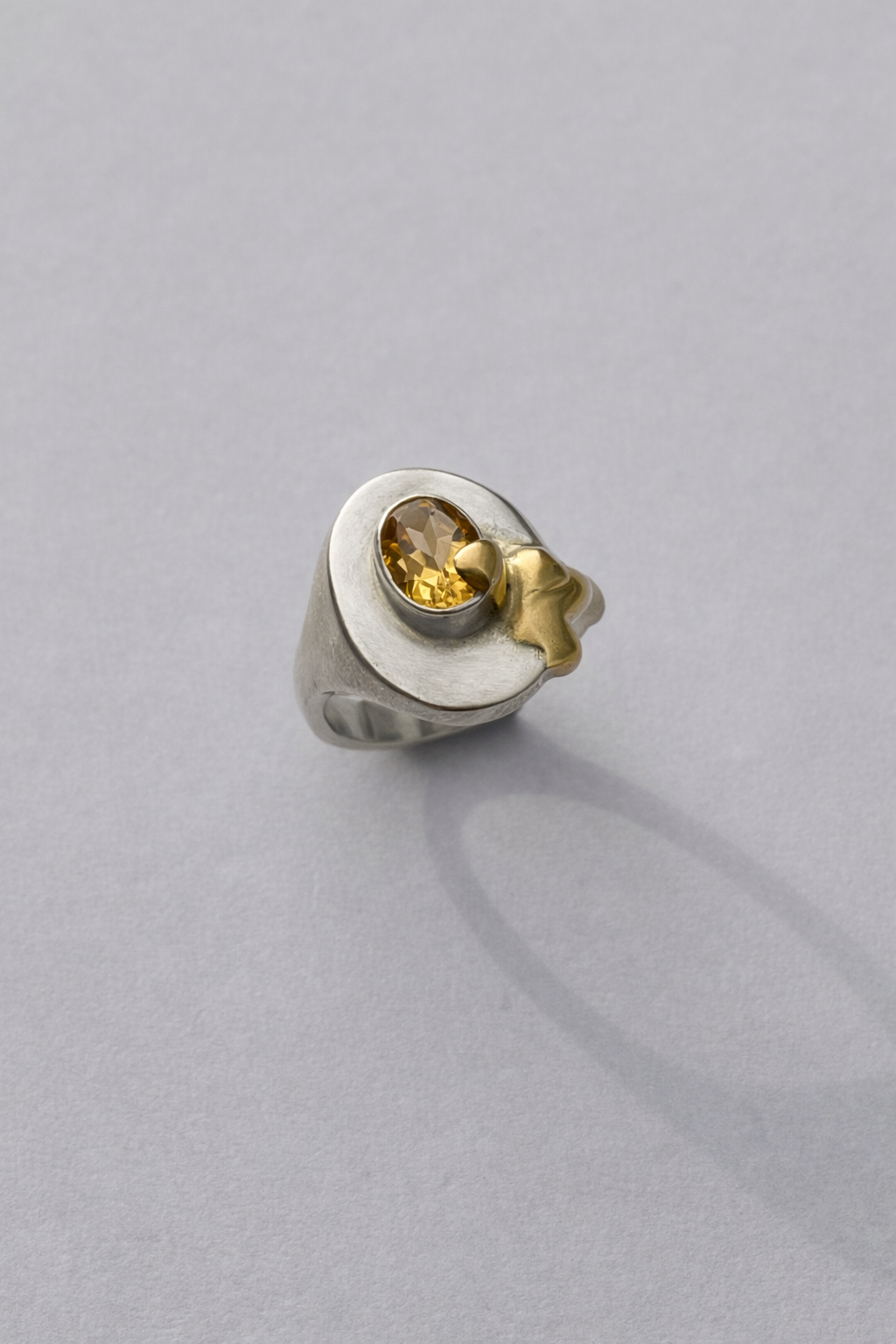 08. Golden Drop Signet